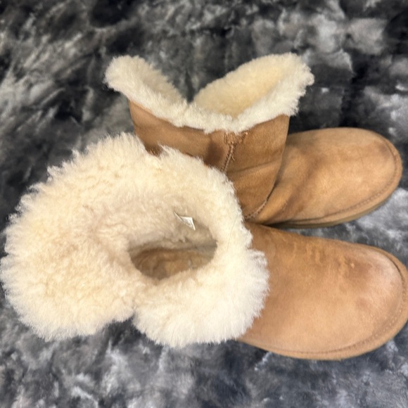 UGG boots - Picture 3 of 7